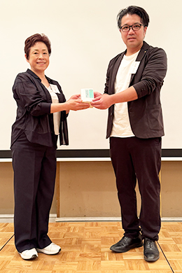宗像一子氏