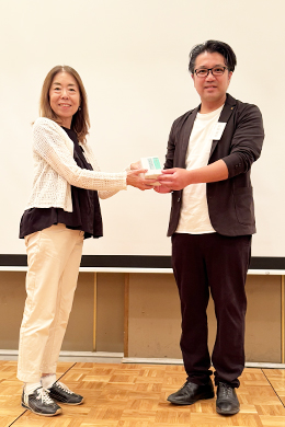 田仲智子氏